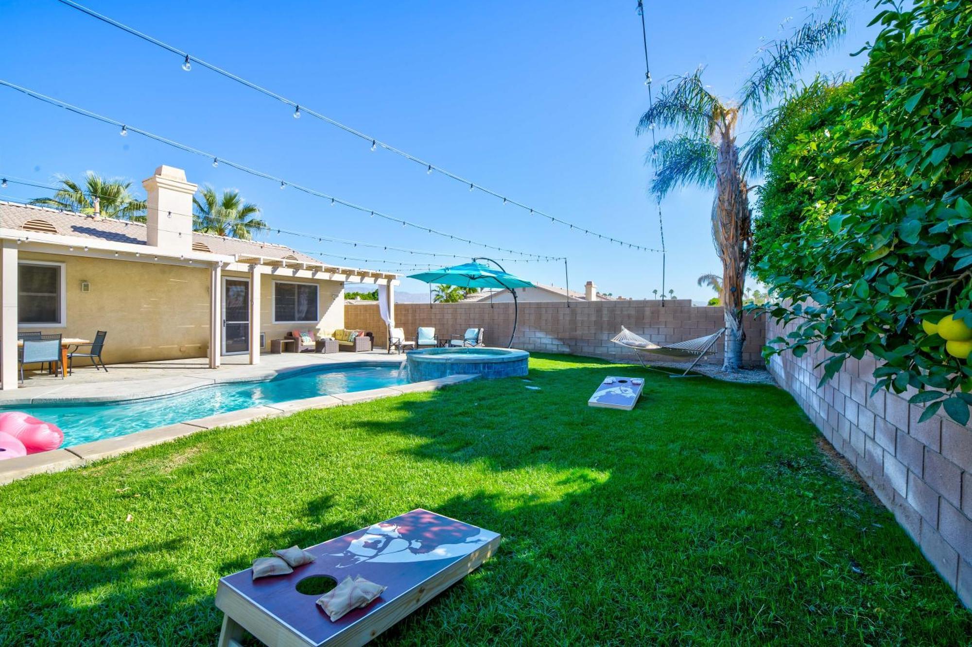 Casa Desert Muse With Heated Pool Spa Firepit Mini Golf And Games Indio Εξωτερικό φωτογραφία